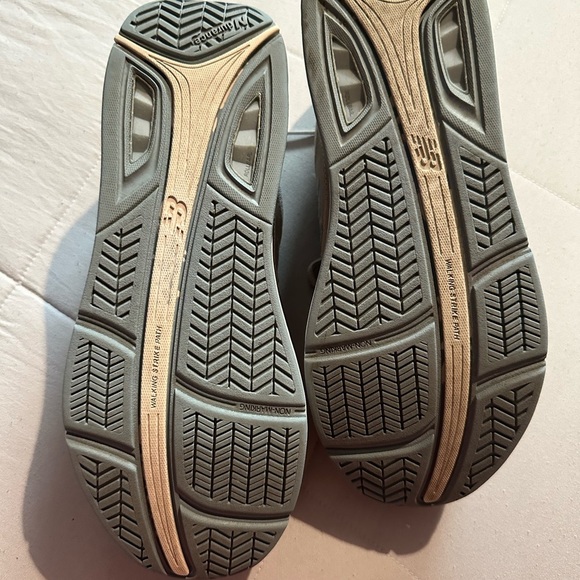 New Balance Taupe and Gray Walking Shoes - Picture 9 of 11